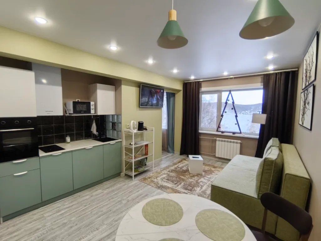 Уютная квартира на въезде в Листвянку