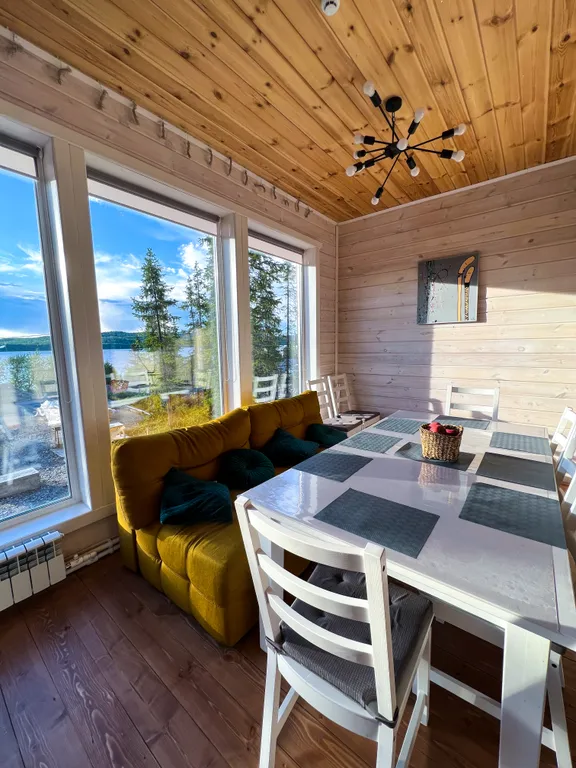 Коттедж с панорамным видом на реку