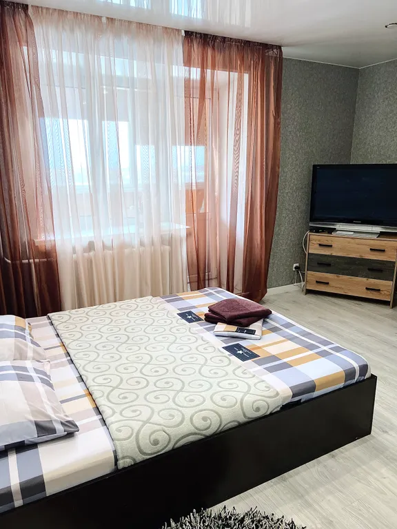 Уютная студия на берегу реки