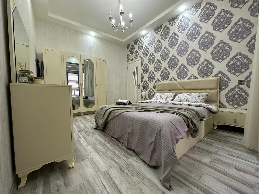 Yellow suite Аpartment