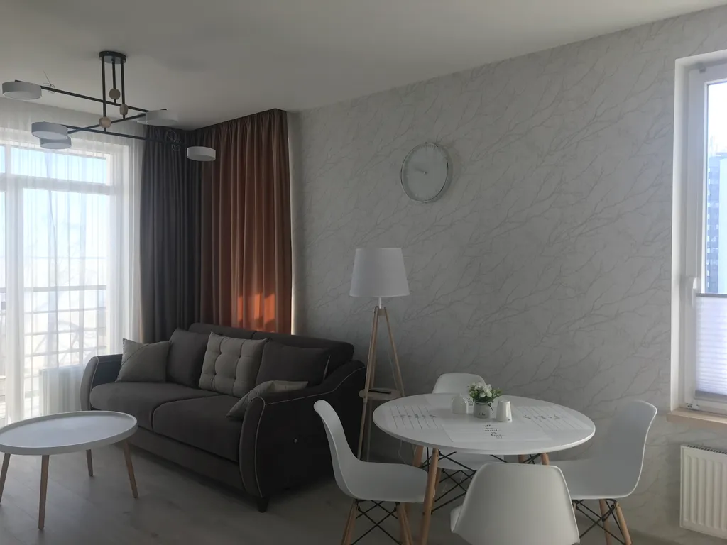 Комфортная квартира с прекрасным видом на озеро