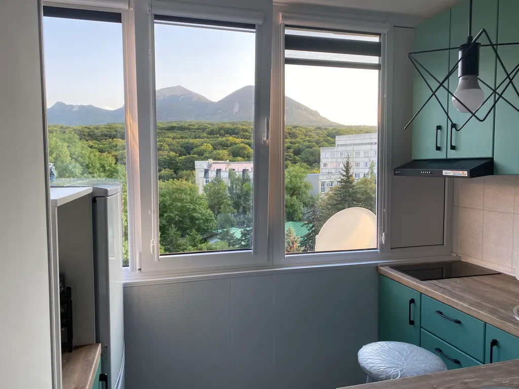 Relax place с видом на горы