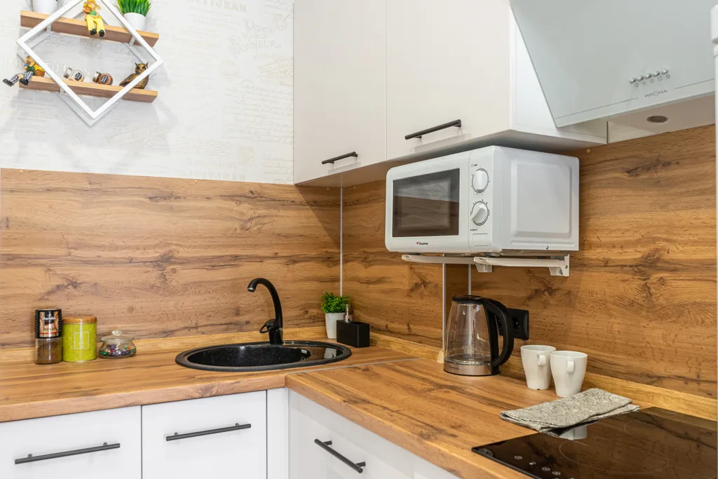 Евро 2-комнатная у аквапарка H2O и ДонЭкспо