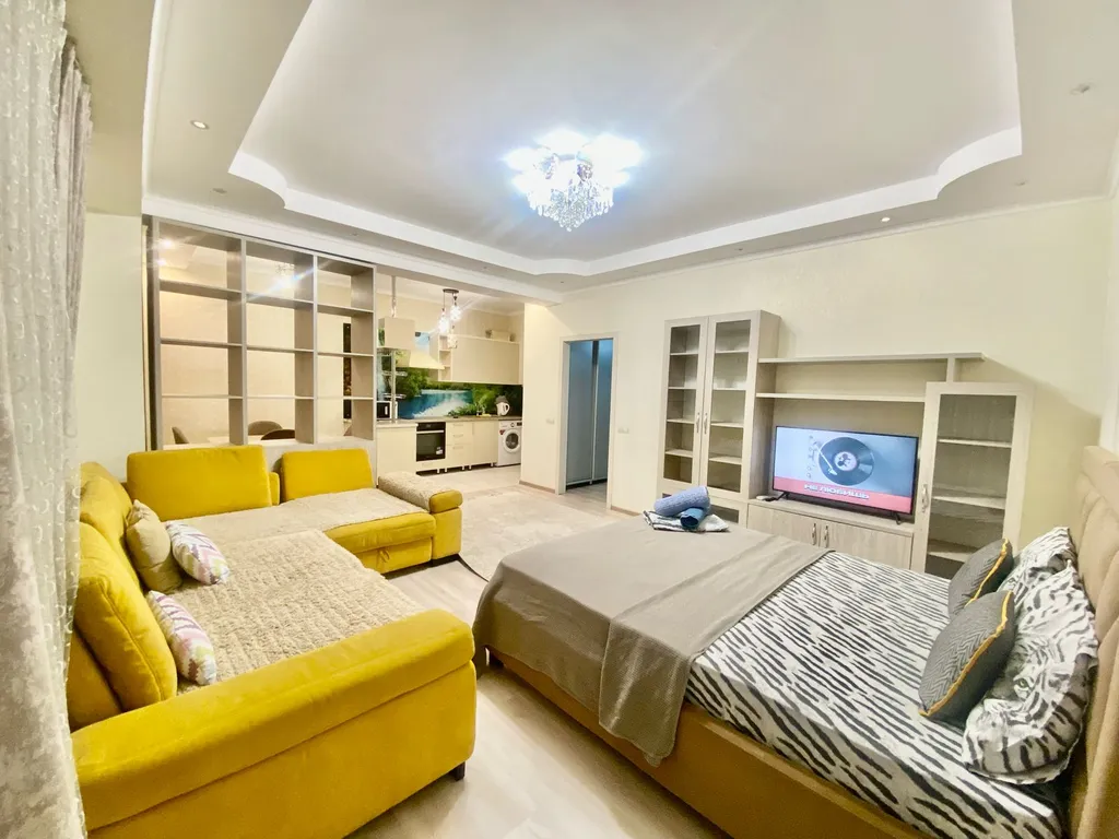 Квартира Уютная студия в престижном ЖК Шахристан — аренда посуточно в Алматы