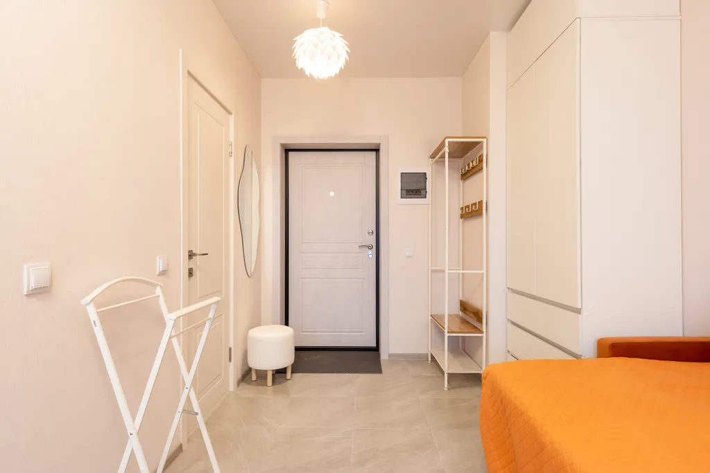 Студия Горизонты Нижнего Оранжево-изумрудный