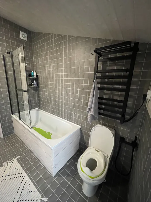 Коттедж Дом с летним бассейном (4 спальни) — Дубна