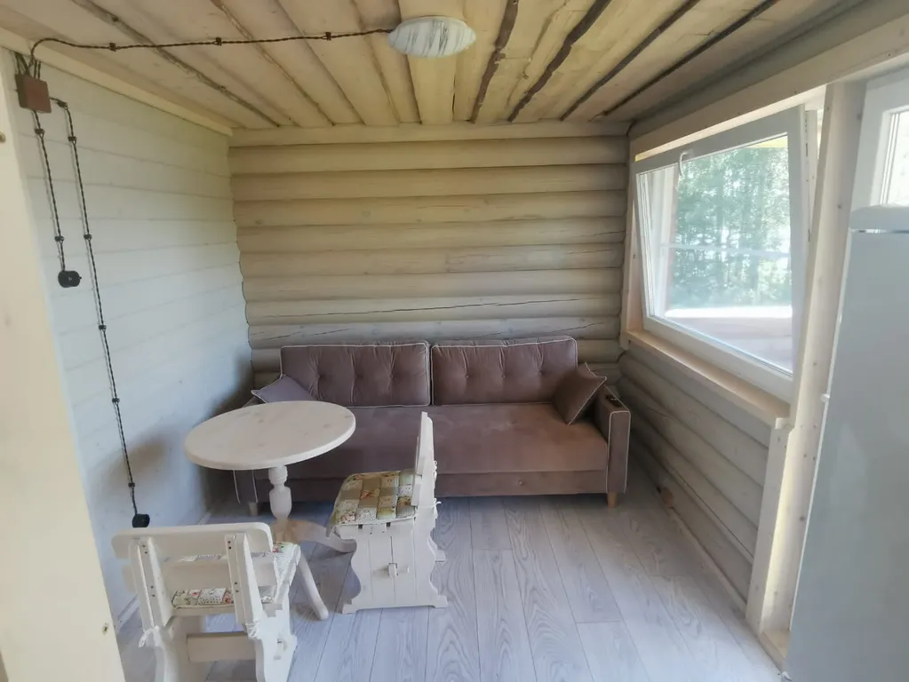 Дом на берегу озера