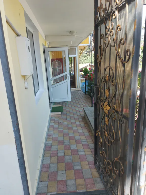 Двухкомнатный вариант с шикарной террасой