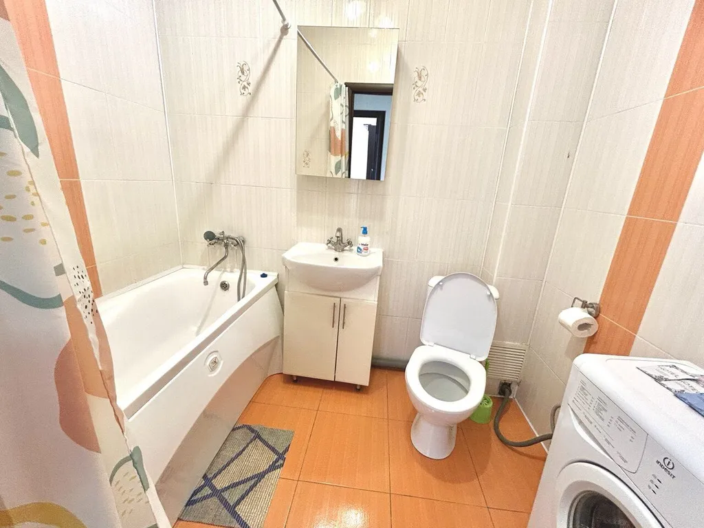 Просторная квартира в тихом месте с парковкой