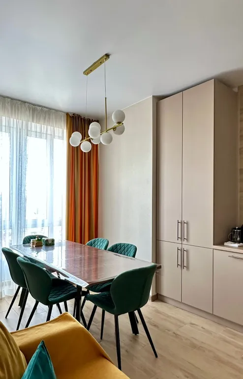 Двухкомнатные апартаменты в центре города с панорамным видом