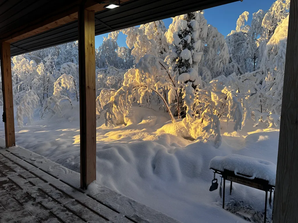 Загородный дом по дороге в Териберку