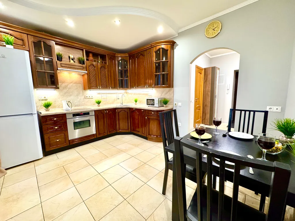 Уютная двушка в центре рядом с набережной реки Волга