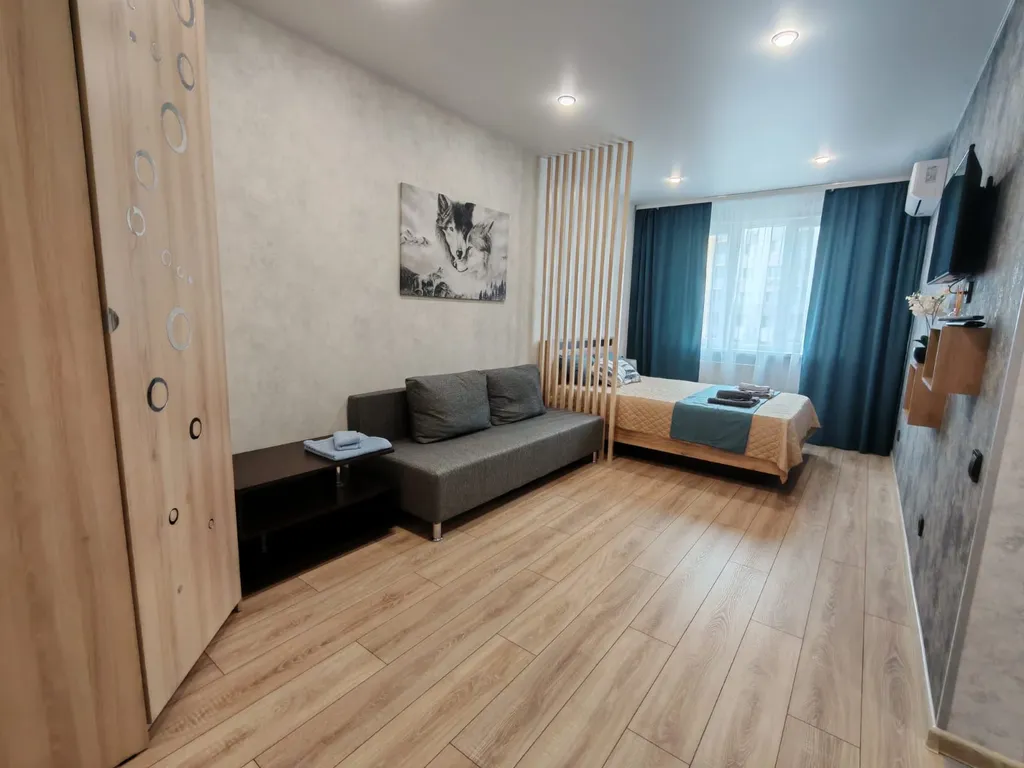 Рядом с аквапарком Улет