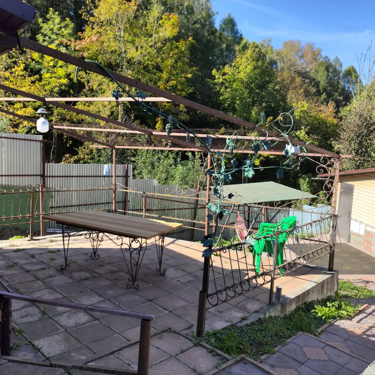 Коттедж Отдых в домике у леса (баня и джакузи входят в стоимость) — Кашира