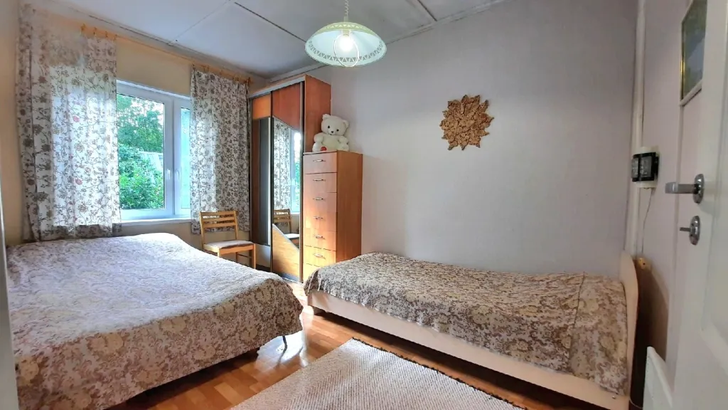 Дом в живописном месте с  видом на реку