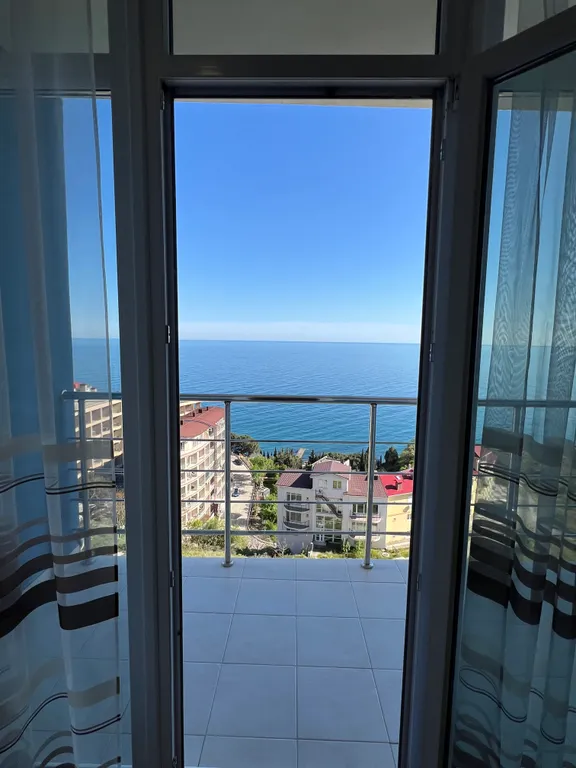 Квартира с прямым видом на море