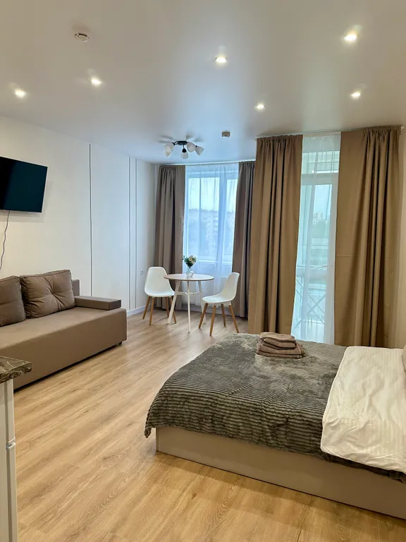 Просторная студия в шаговой доступности от Ледового дворца