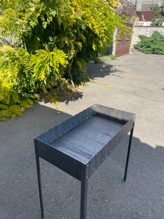 Апартамент напротив парка Победы, с отдельным двором, гараж