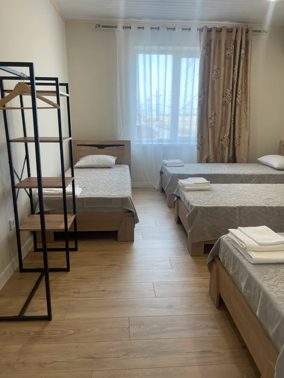 Домик у моря с бассейном