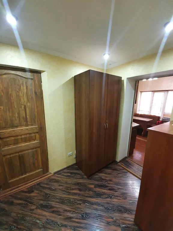 Часть дома из 3-комнат, с отдельным входом в центре курортной зоны