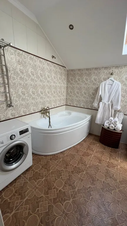 5-комнатный Дом