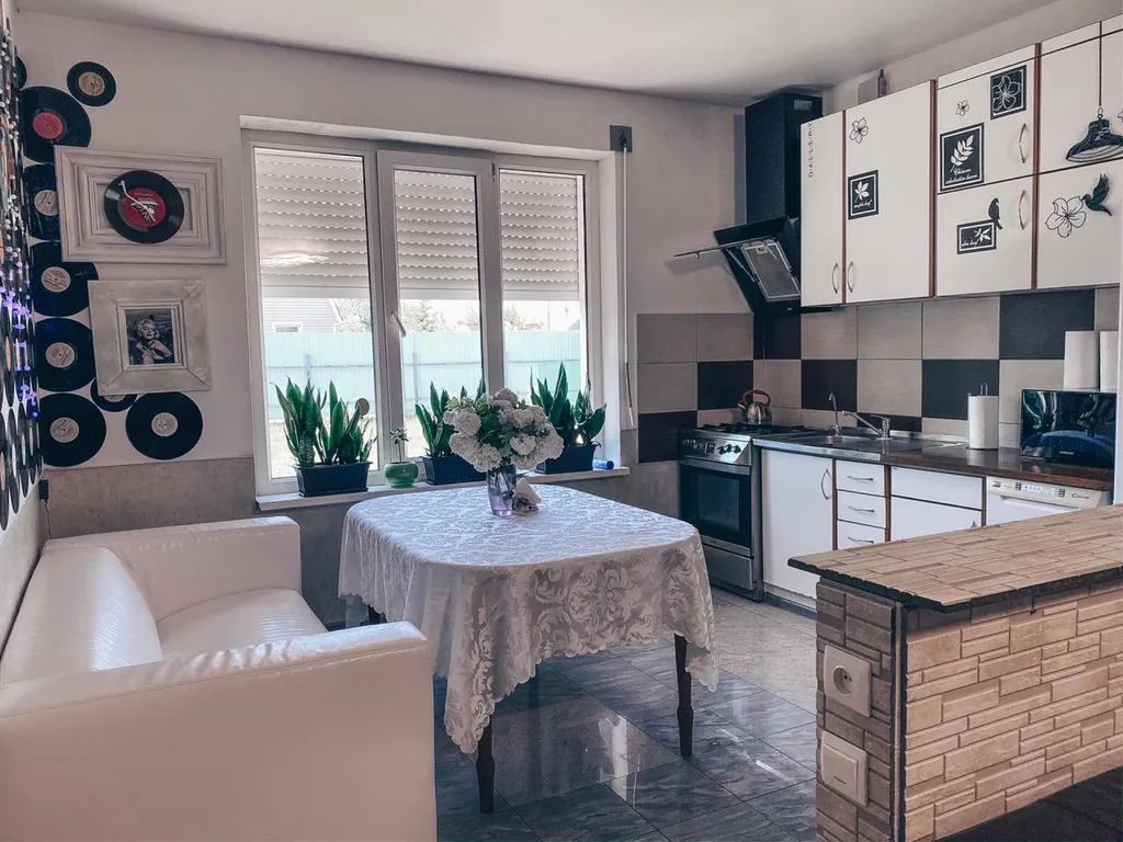 4-комнатный Дом