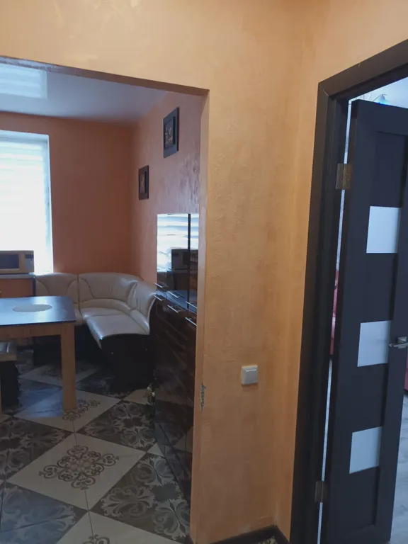 Уютная квартира в тихом районе,  ухоженная клубная территория