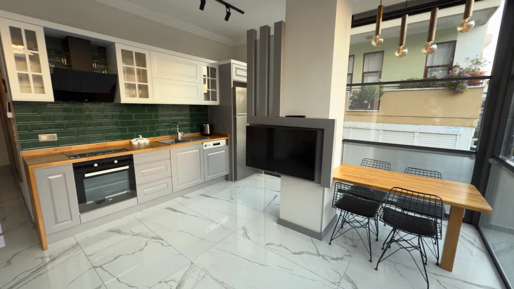 Роскошная Квартира 2+1 у пляжа Клеопатра в центре Аланьи