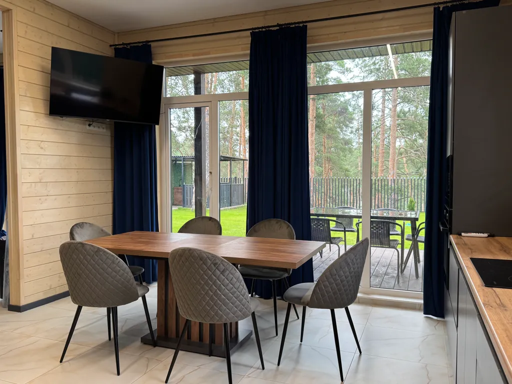 Барнхаус NaHolme с видом на горы и реку