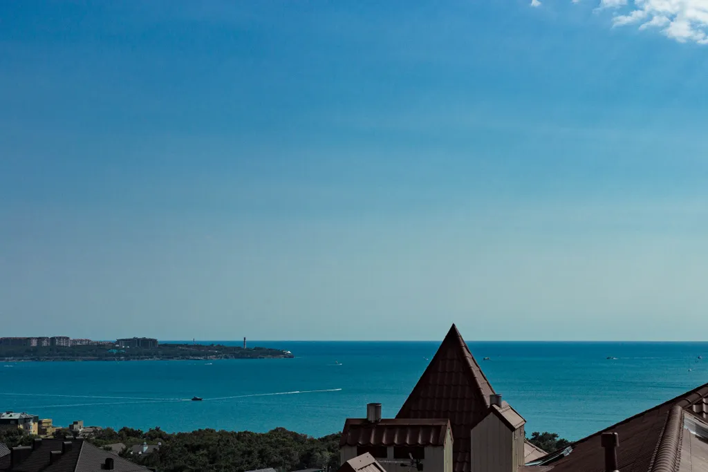 Апартаменты с видом на море в ЖК Лазурный 18