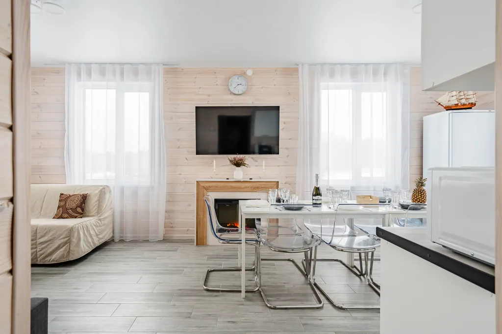 Коттедж Уютный просторный дом у лесного озера — Ларионово