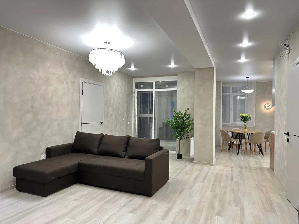 Дизайнерская квартира с новым ремонтом — аренда посуточно в Владивосток