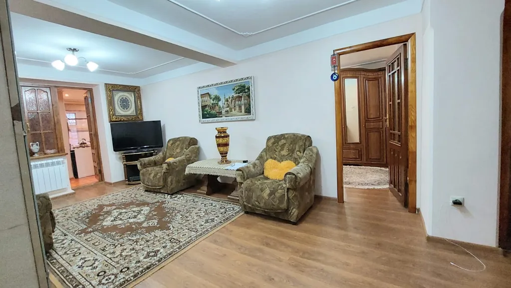 4-комнатная Квартира