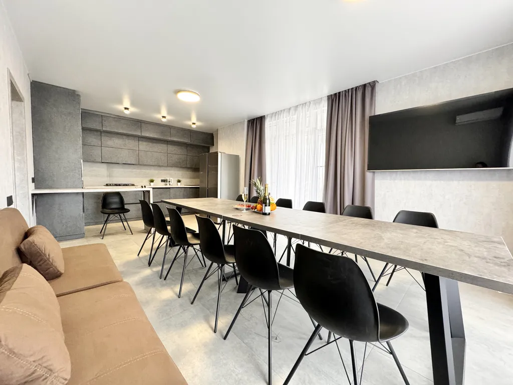 4-комнатная Квартира