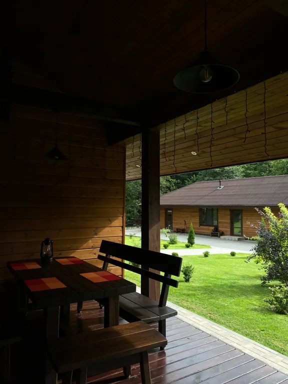 Уютная усадьба с собственным прудом у Нарочи