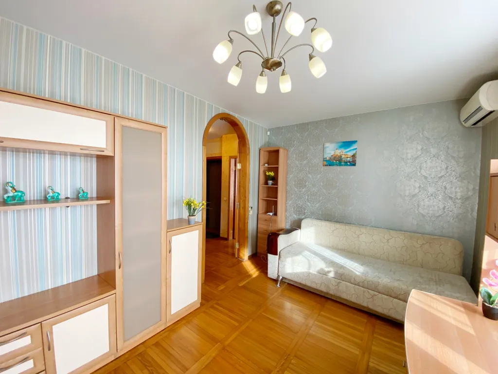 Уютная квартира в центре с видом на море