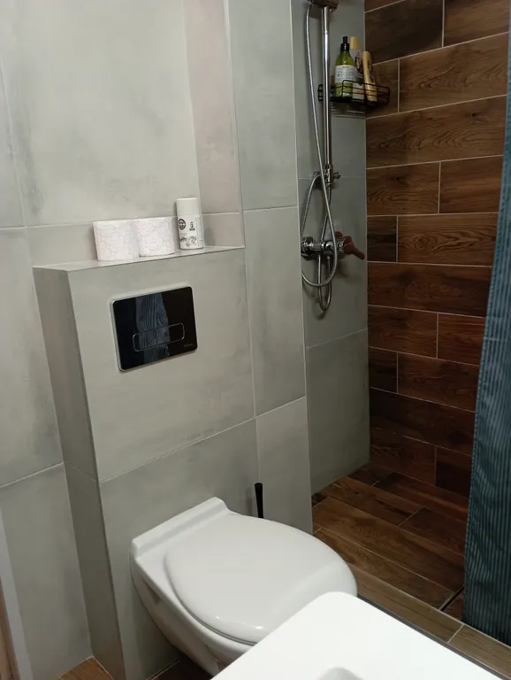 Квартира Квартира на тихой зелёной улице в центре у зоопарка — Калининград