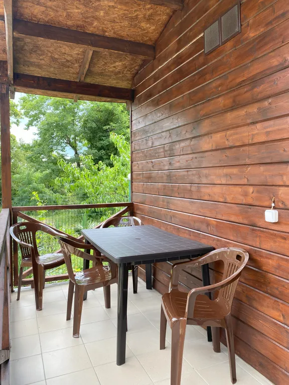 Бунгало с видом на сад