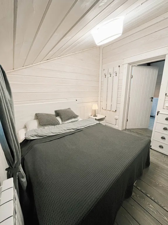 Домик на берегу Селигера