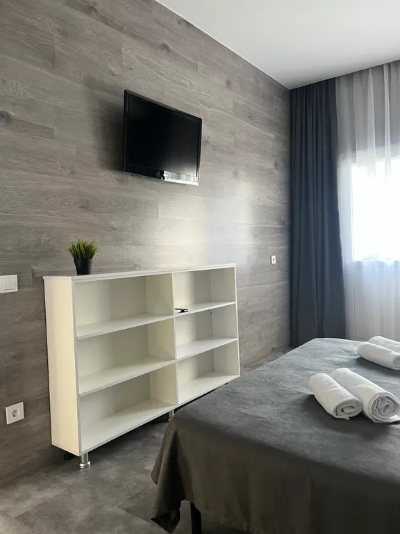 Комфортный номер люкс с видом на реку и горы