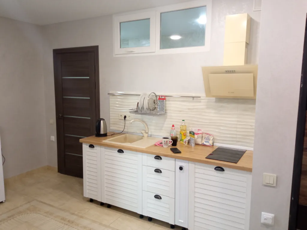 Уютная двухкомнатная квартира с видом на море и горы