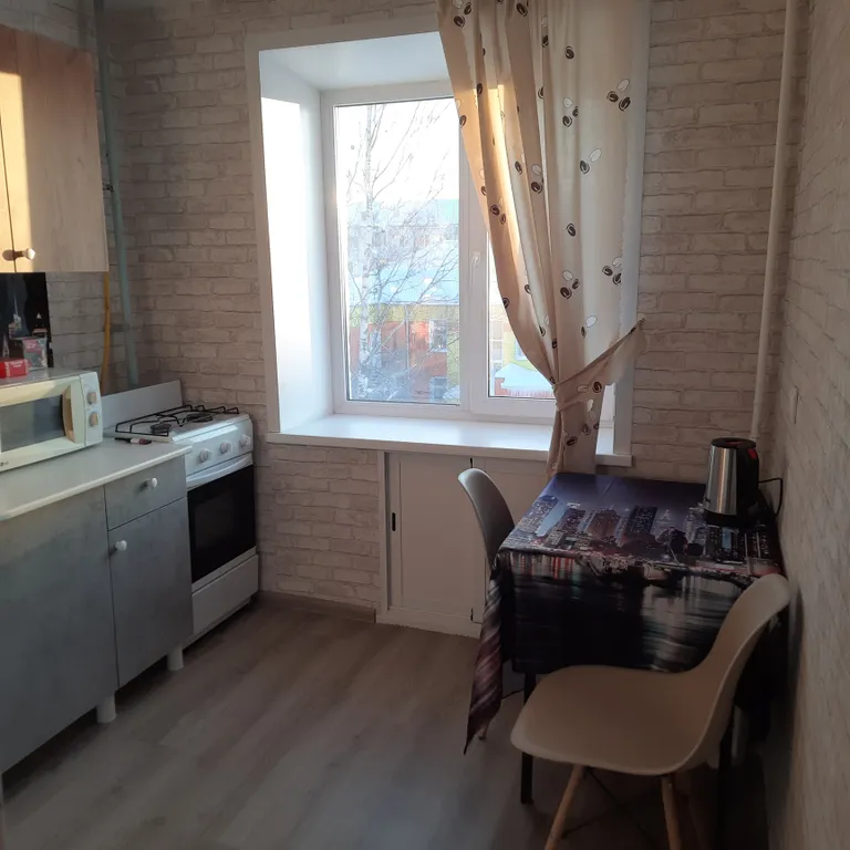 Квартира Добрая однушка в центре города — аренда посуточно в Серов