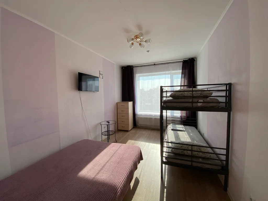 Двухкомнатная квартира в ста метрах от берега