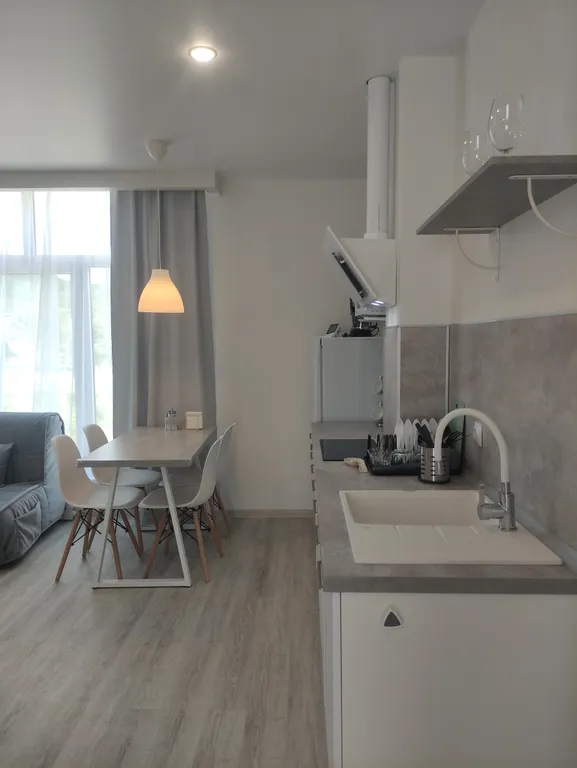 Белый дом у Черного моря