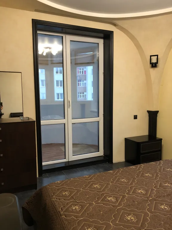 В Индустриальном районе тц Планета