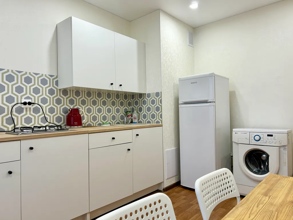 1-к квартира, 5 остановок до центра на автобусе