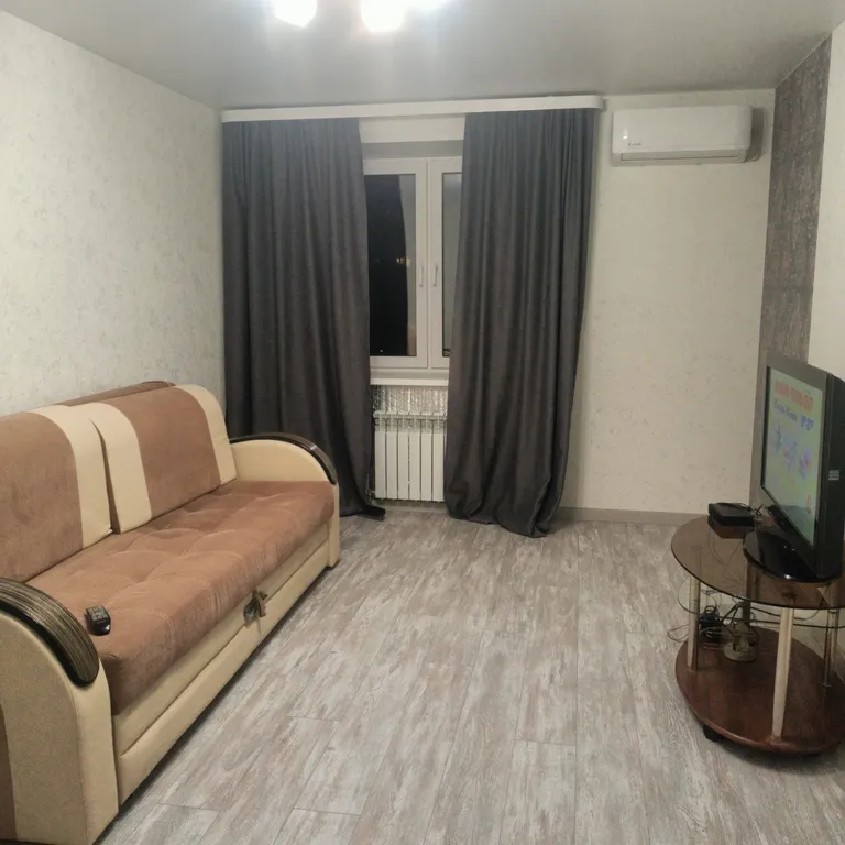 Новая уютная квартира рядом со всеми развлечениями — аренда посуточно в Смоленск