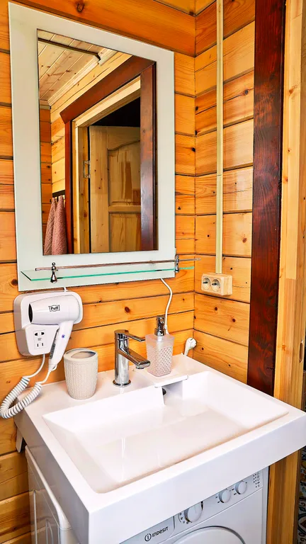 Эко коттедж с видом на море на 6 человек с отдельным двором