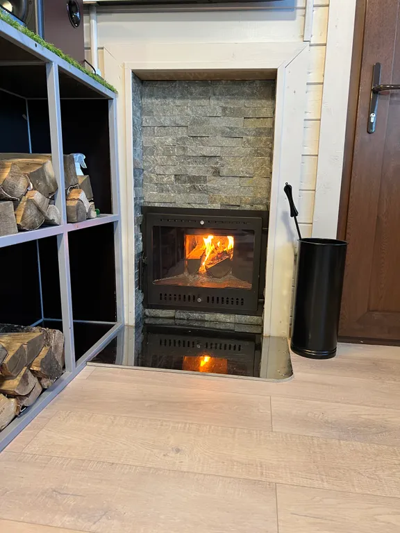 Уютный дом с видом на реку