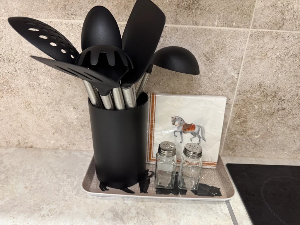 Роскошная + камин + ТВ 2 метра